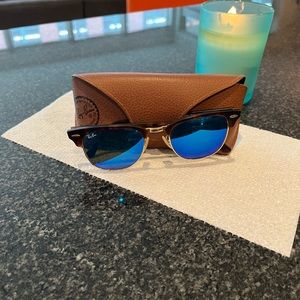 Women’s Ray-Ban Clubmaster sunglasses